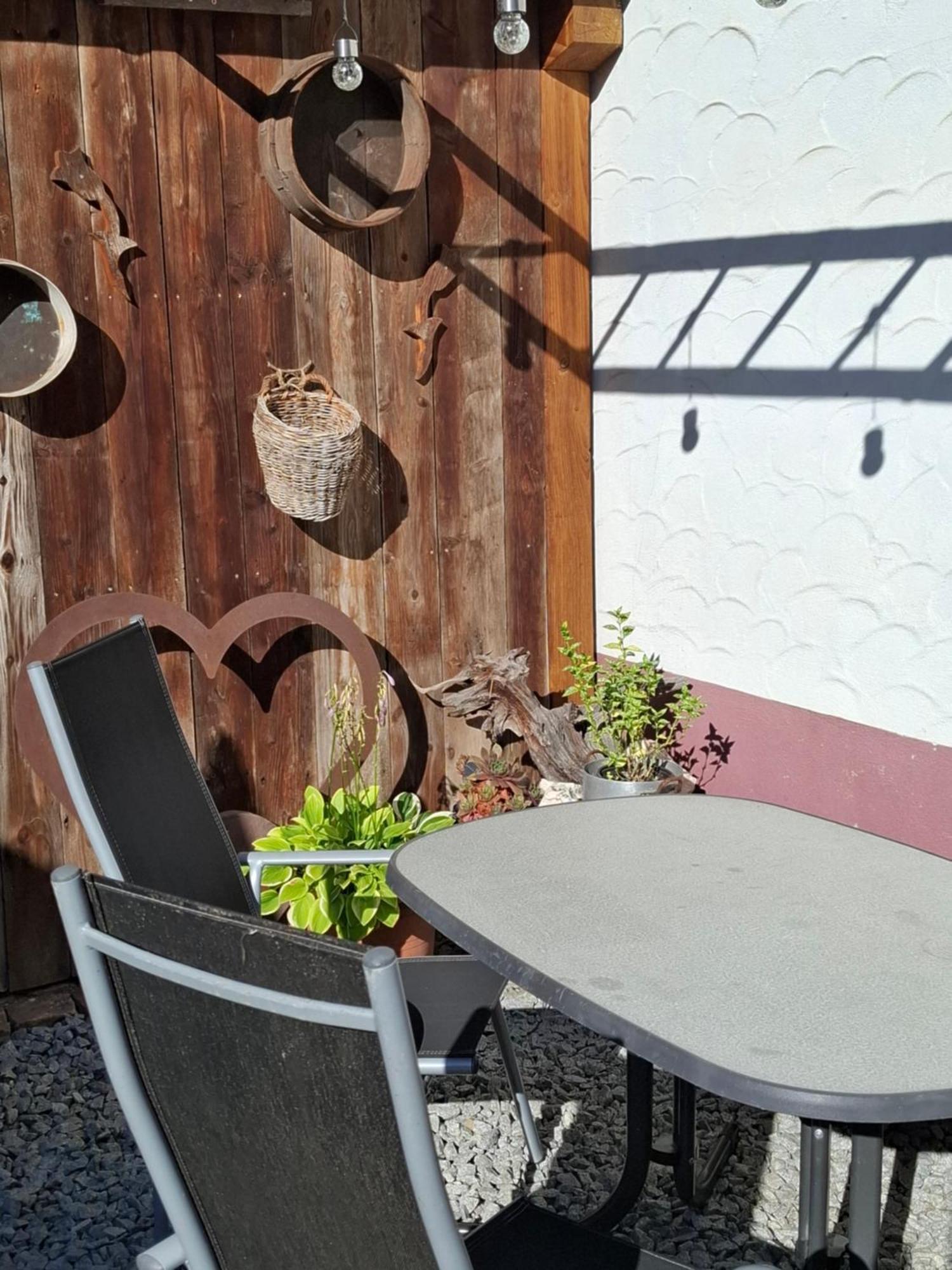 Haus Am Bergli Apartment Herbolzheim Luaran gambar
